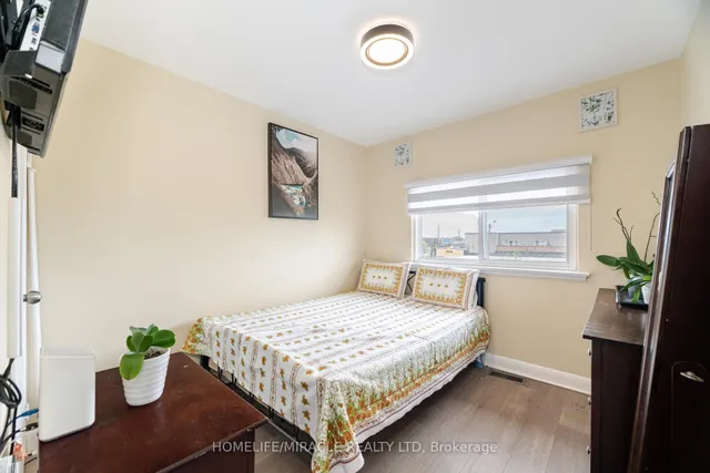 Additional image 26 of 11 Arrowsmith Ave