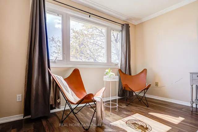 Additional image 28 of 2735 Kingsway Dr