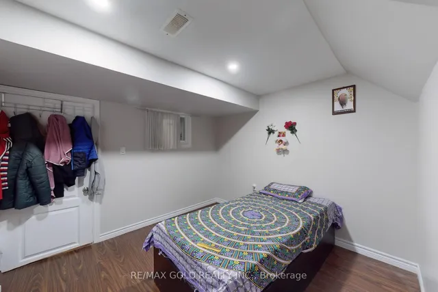 Additional image 20 of 70 Kimbark Dr