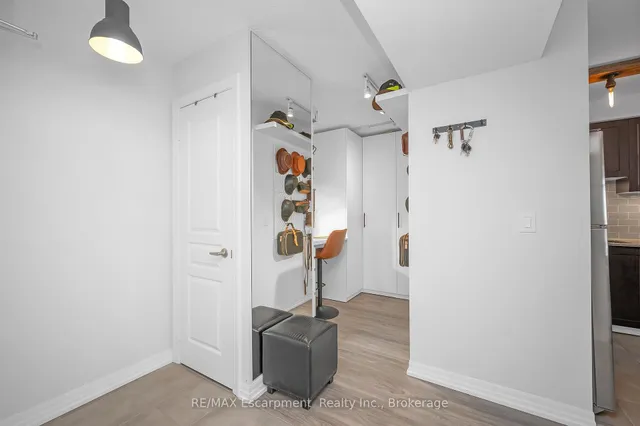 Additional image 5 of 1940 Ironstone Dr Unit 1606