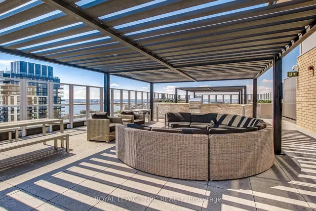 Additional image 4 of 2025 Maria St Unit 604