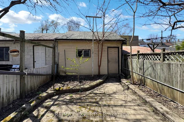 Additional image 35 of 134 Brunswick Ave