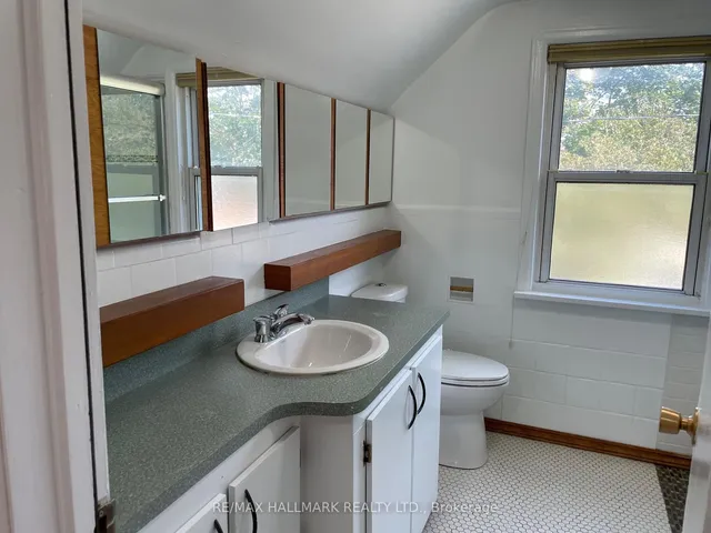 Additional image 16 of 209 Homewood Ave