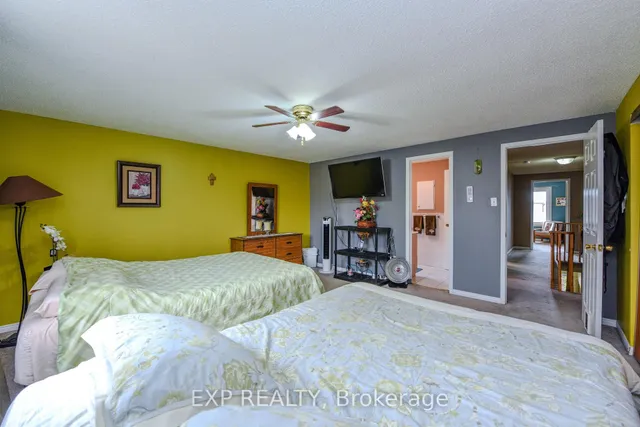 Additional image 19 of 23 Sandmere Ave