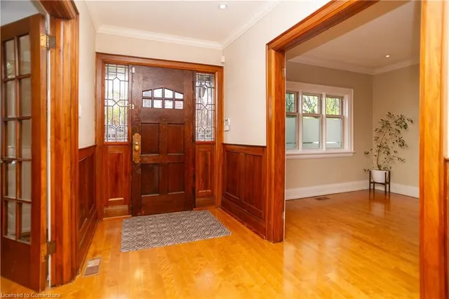 Additional image 3 of 136 Humbercrest Blvd