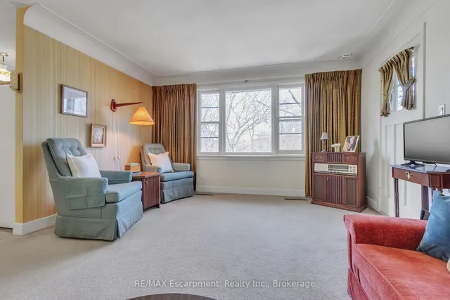 Additional image 10 of 1060 Brook View Ave