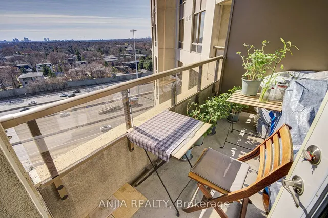 Additional image 27 of 80 Harrison Garden Blvd Unit 1318