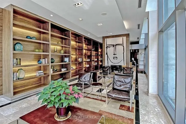 Additional image 21 of 37 Grosvenor St Unit 710