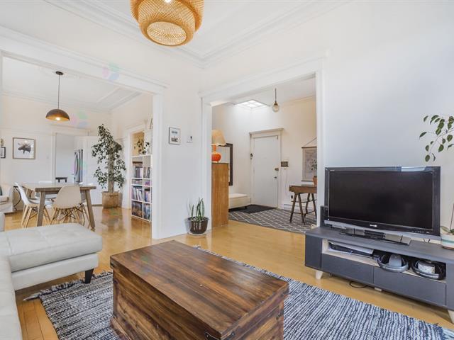 5847 Rue Sherbrooke O.|Montréal (Côte-des-Neiges/Notre-Dame-de-Grâce), Quebec H4A1X4