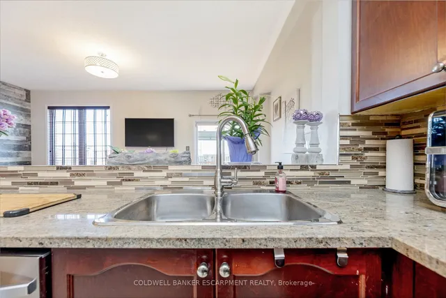 Additional image 12 of 602 Yates Dr