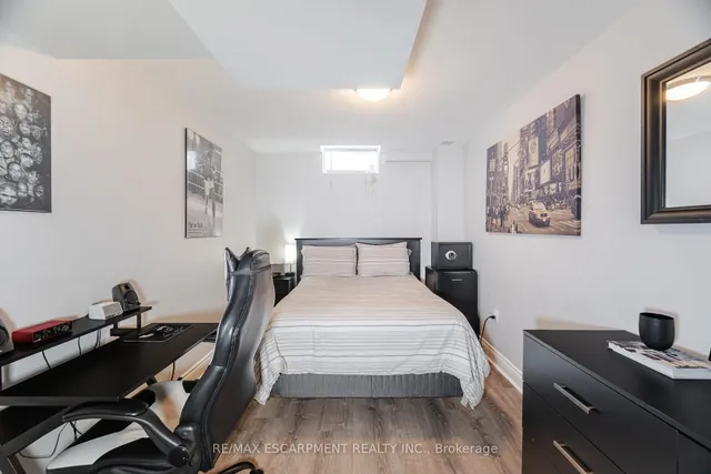 Additional image 37 of 31 Vanderbrink Dr