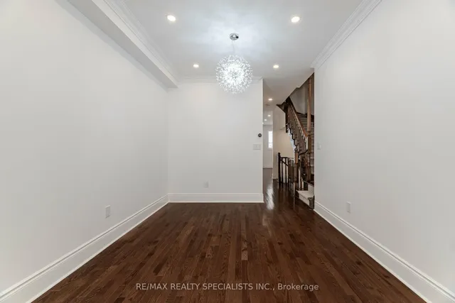 Additional image 9 of 8C Clairtrell Rd