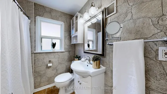 Additional image 17 of 41 MacDonald St St