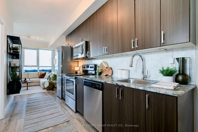 Additional image 13 of 22 East Haven Dr Unit PH6