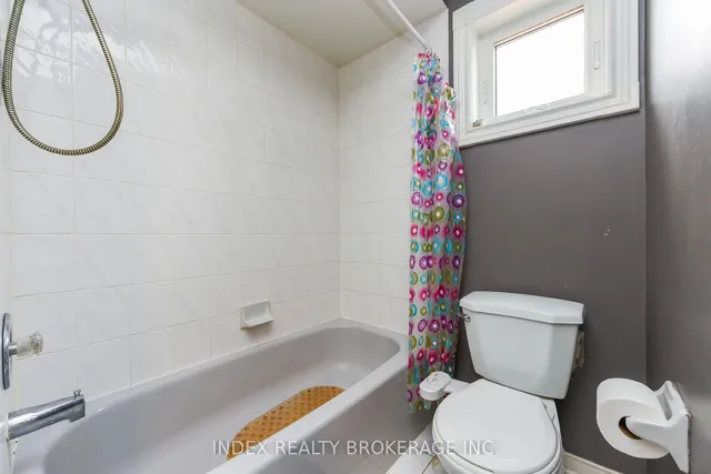 Additional image 16 of 18 Drinkwater Rd