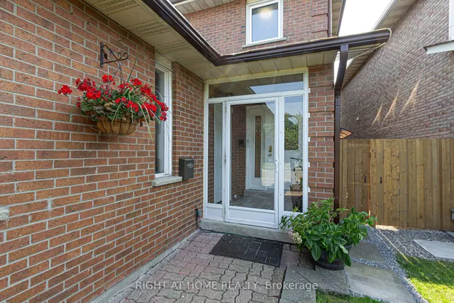 Additional image 28 of 4302 Highgate Cres