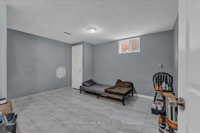 Additional image 40 of 43 Hoover Cres