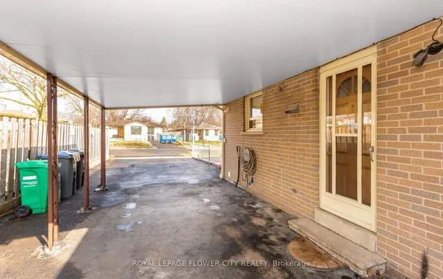 Additional image 31 of 67 Sutherland Ave