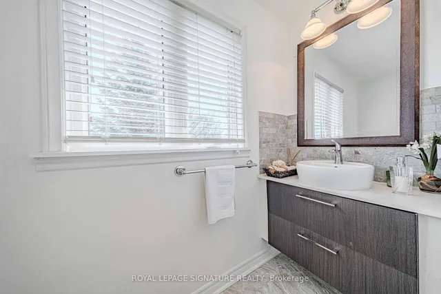 Additional image 18 of 2 Summertime Crt