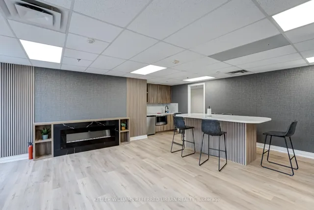 Additional image 23 of 140 Bathurst St Unit 703