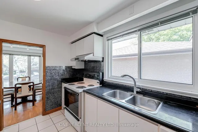 Additional image 12 of 9 Geraldton Cres