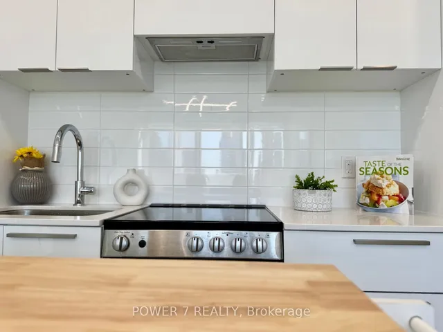 Additional image 11 of 501 Yonge St Unit 3305