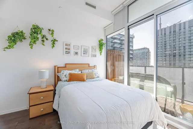 Additional image 16 of 125 Peter St Unit 3510