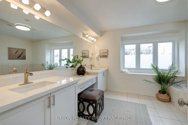 Additional image 14 of 1872 Lake Shore Blvd