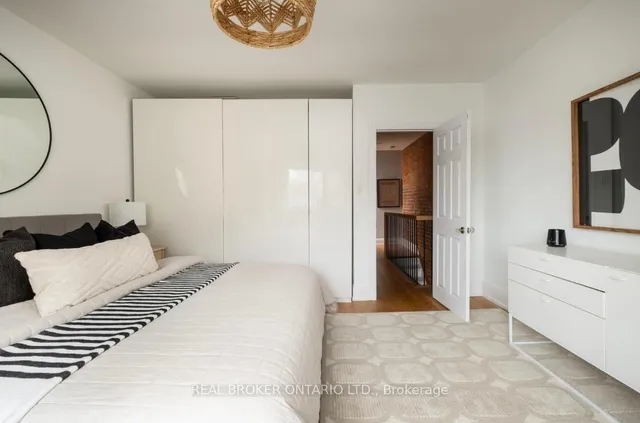 Additional image 9 of 158 Golfview Ave