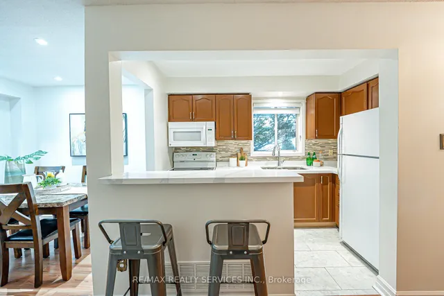 Additional image 17 of 192 Cresthaven Rd Unit 19