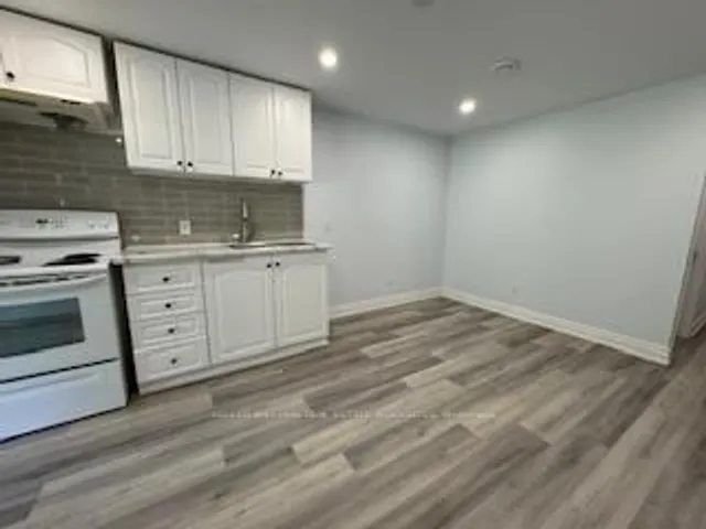 Additional image 39 of 120 Royal Palm Dr