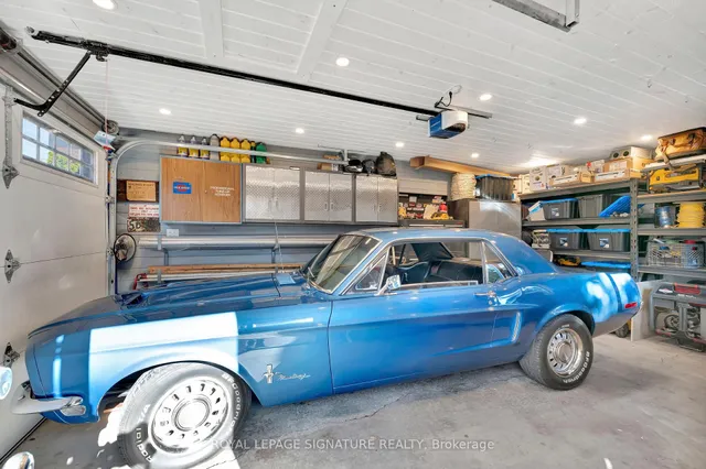 Additional image 32 of 23 Court St