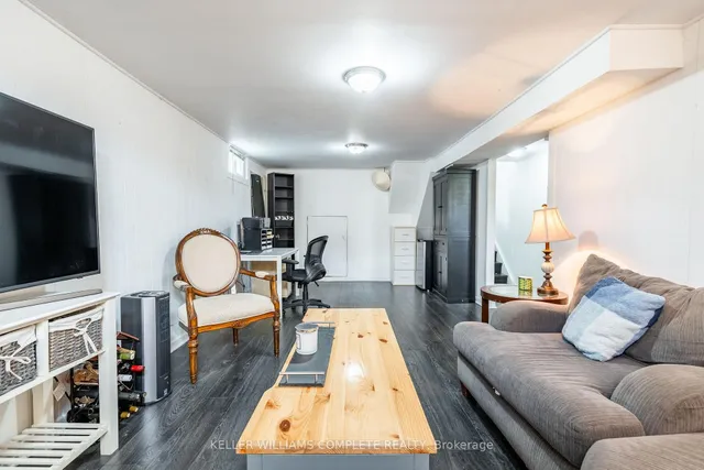 Additional image 32 of 47 Locheed Dr