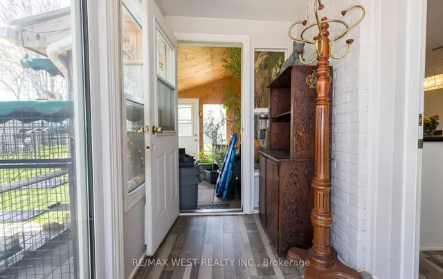 Additional image 16 of 7110 Codlin Ave