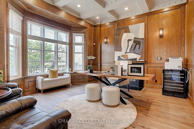 Additional image 16 of 677 Woburn Ave