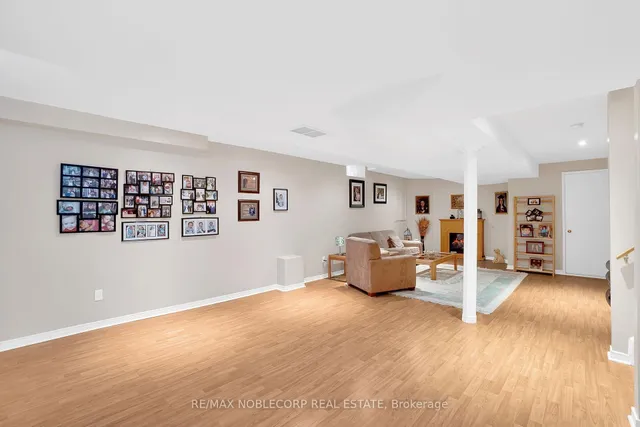 Additional image 33 of 129 Queen Mary Dr