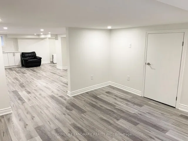 Additional image 34 of 2600 Lake Shore Blvd