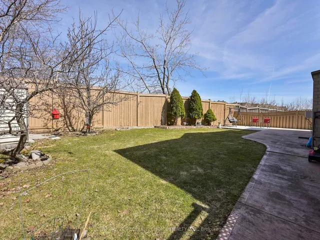 Additional image 47 of 6963 Amour Terr