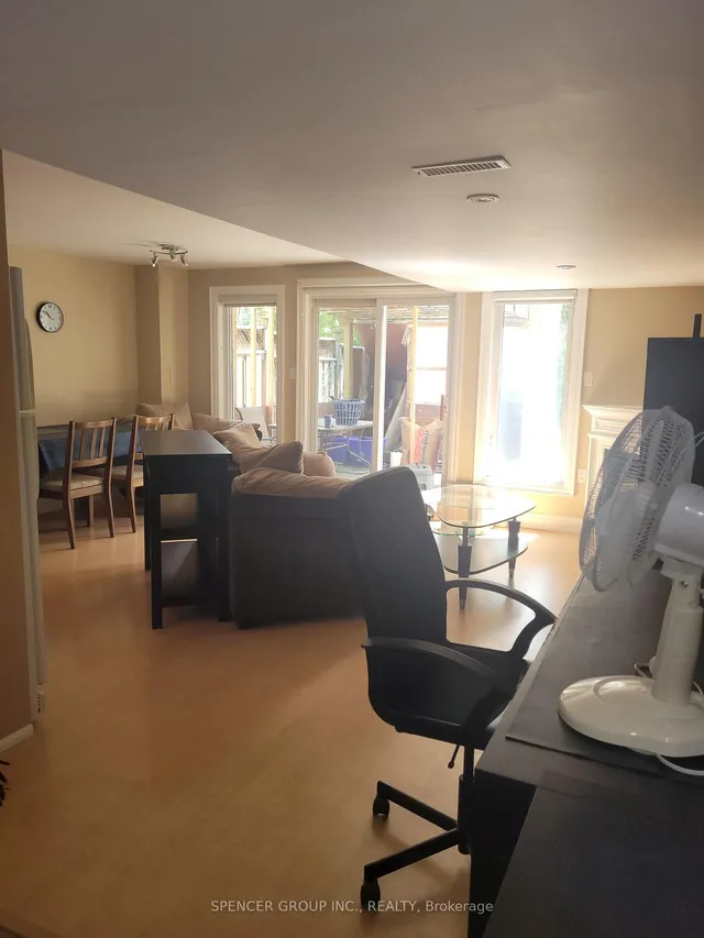 Additional image 3 of 1484 Inuit Tr