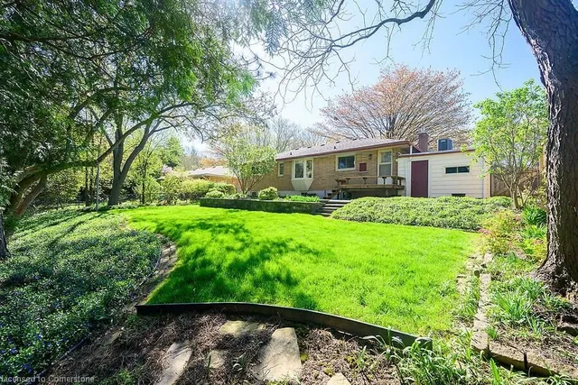 Additional image 11 of 463 Evergreen Ave