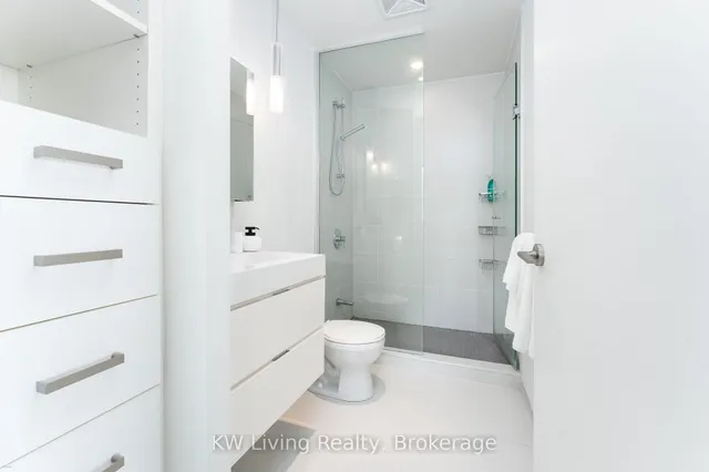 Additional image 12 of 8 Charlotte St Unit 2103