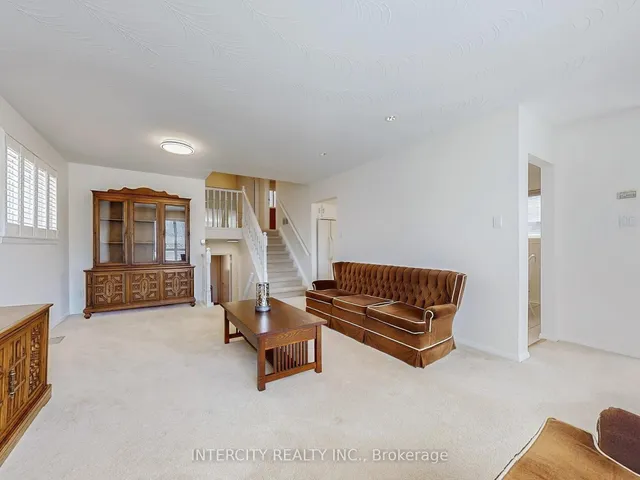 Additional image 10 of 26 Donnalyn Dr