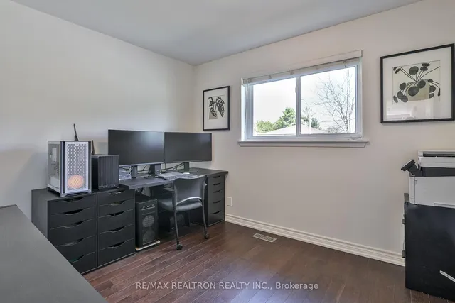 Additional image 13 of 57 Clydesdale Dr