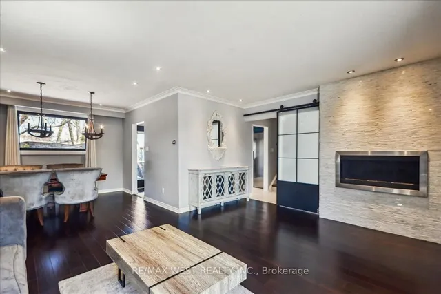 Additional image 4 of 9 Delrosa Crt