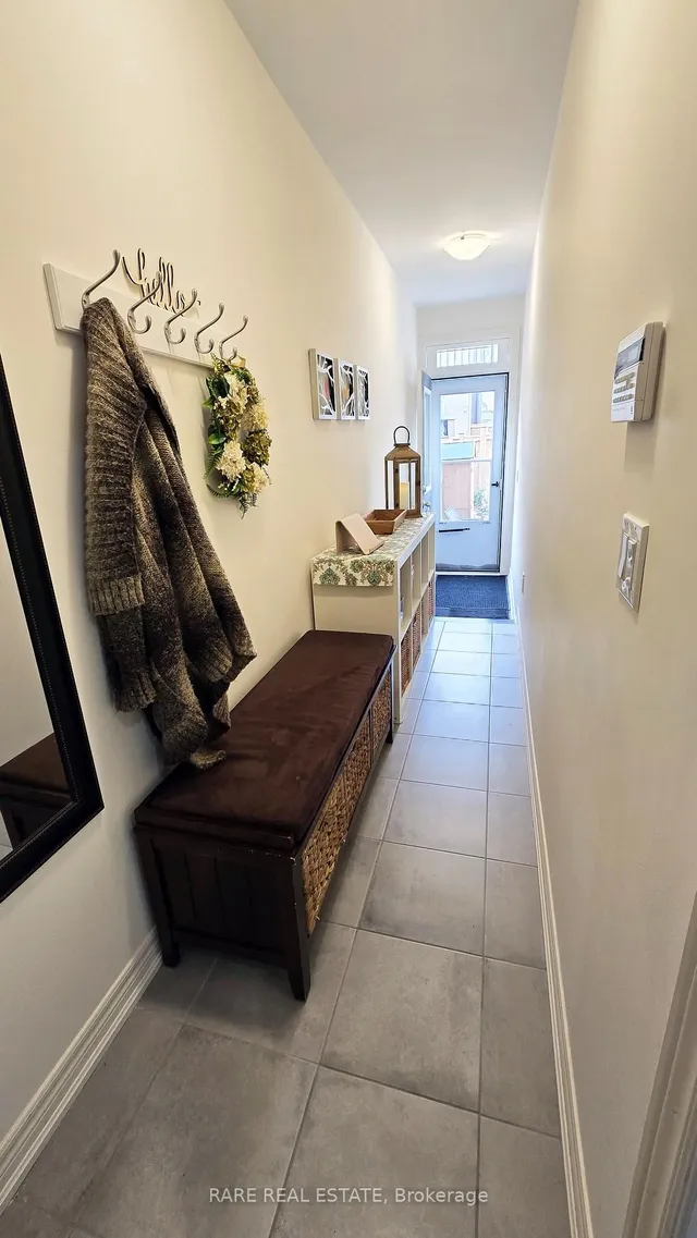 Additional image 19 of 20 Fresnel Rd