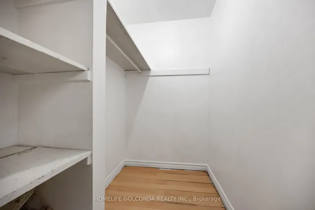 Additional image 11 of 61 Driftwood Ave Unit 2