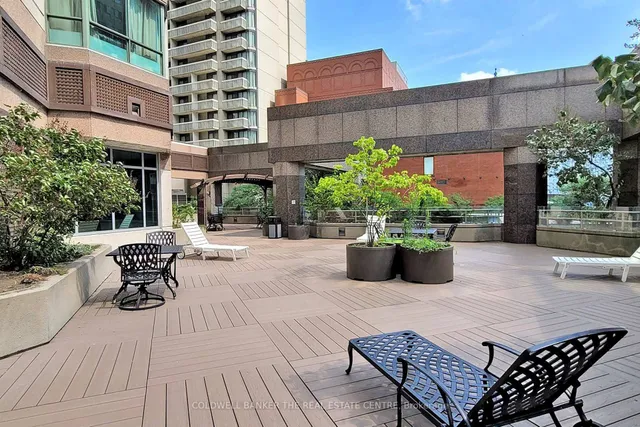 Additional image 44 of 38 Elm St Unit 1015