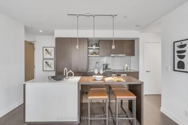 Additional image 9 of 88 Harbour St Unit 3006