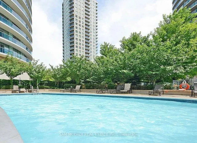 Additional image 34 of 90 Absolute Ave Unit Th119