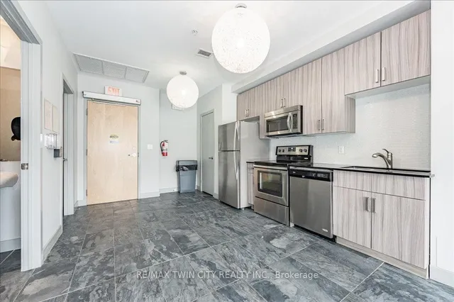 Additional image 19 of 1 Victoria St Unit 1707